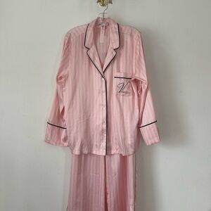 Victoria's Secret Signature Light Pink Striped Pajama Set